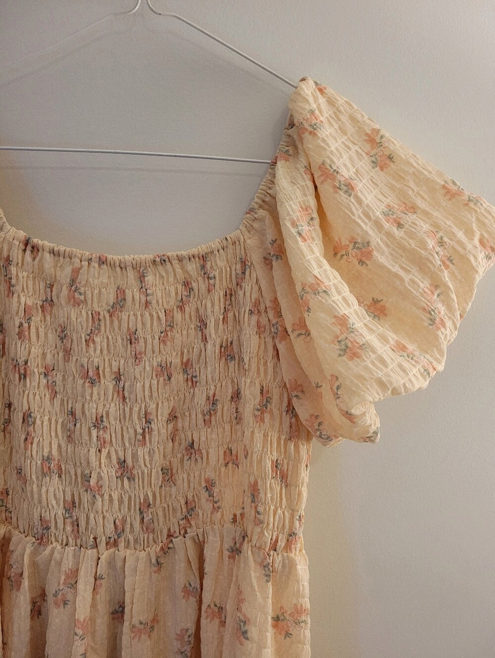 Smocked Puff Sleeve Floral Print Dress
